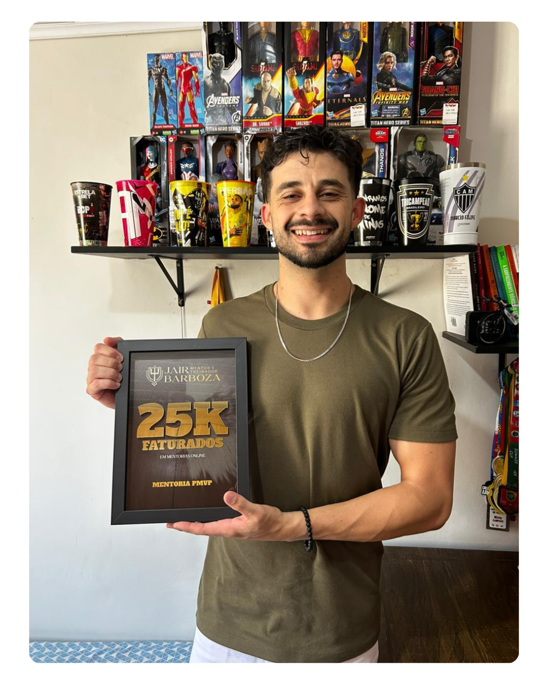 Aluno da Mentoria PMVP com placa de 25K faturados